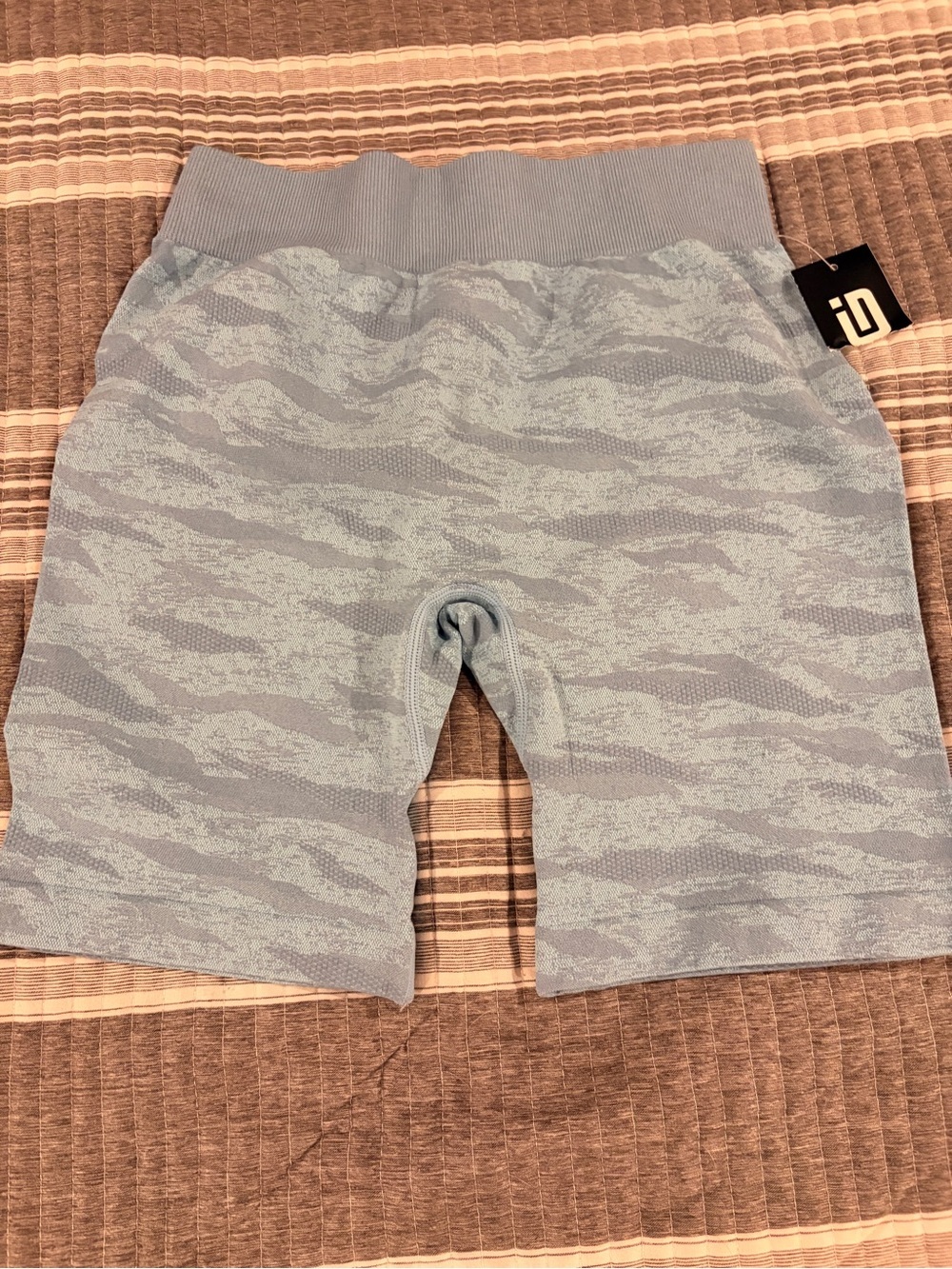 NWT Women’s XS Ideology Light Blue Seamless Athletic Biker Shorts